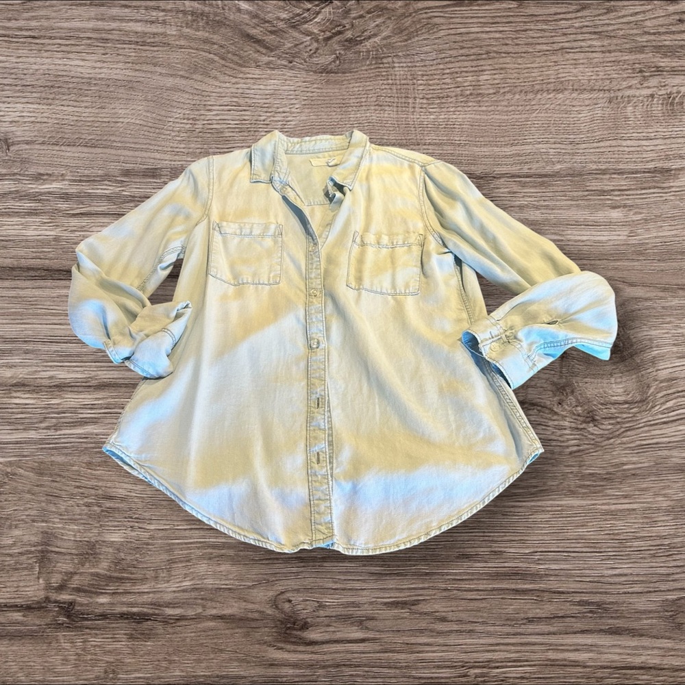 Thread & Supply Women’s Blue Chambray Long Sleeve Button Up Shirt Top Small